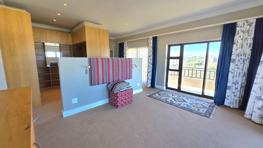 4 Bedroom Property for Sale in Kleinbaai Western Cape